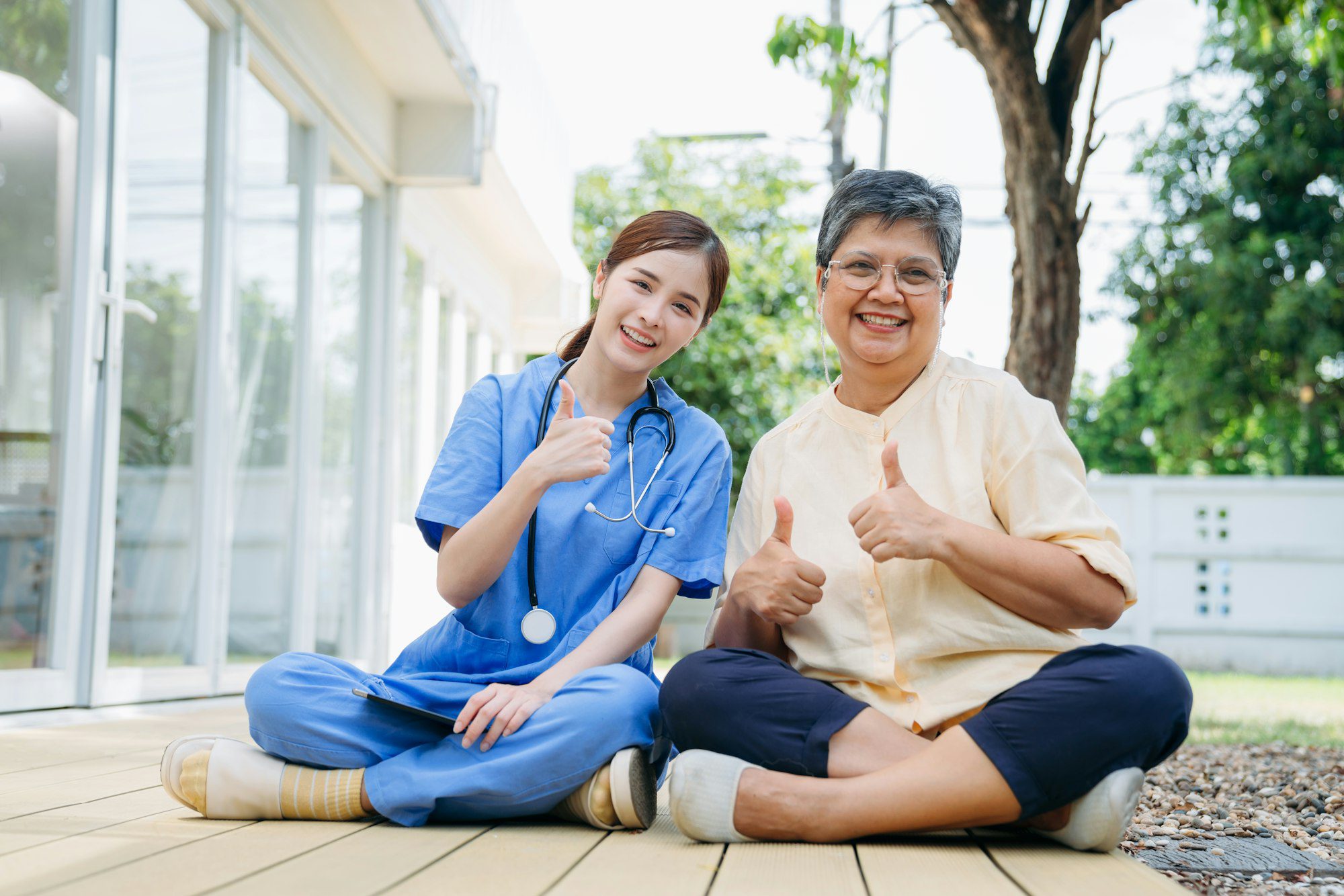Home Health vs Home Care: A Clear Starting Point for Illinois Families — Understand the roles of RNs, LPNs, Home Health Aides and caregivers.
